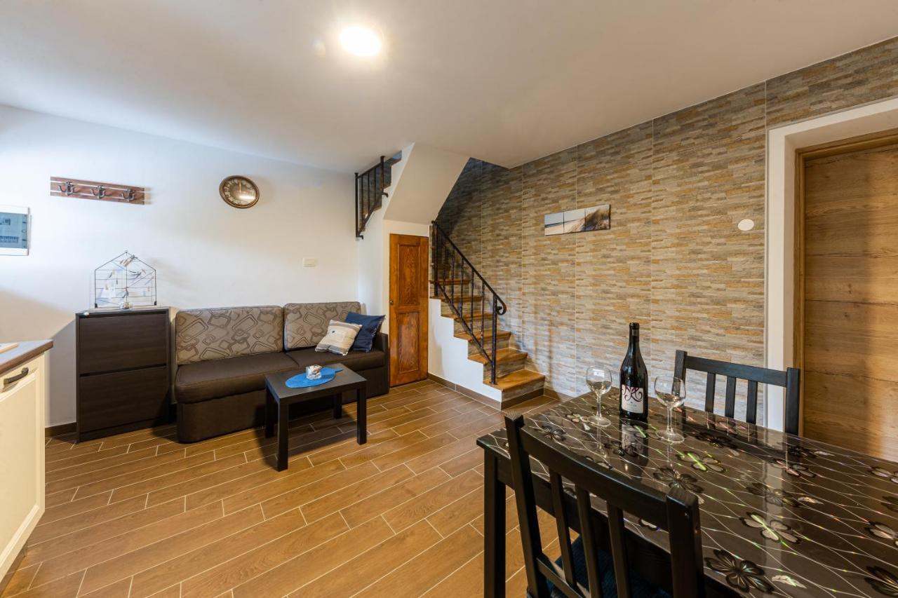 Apartments Gea Lucija Esterno foto