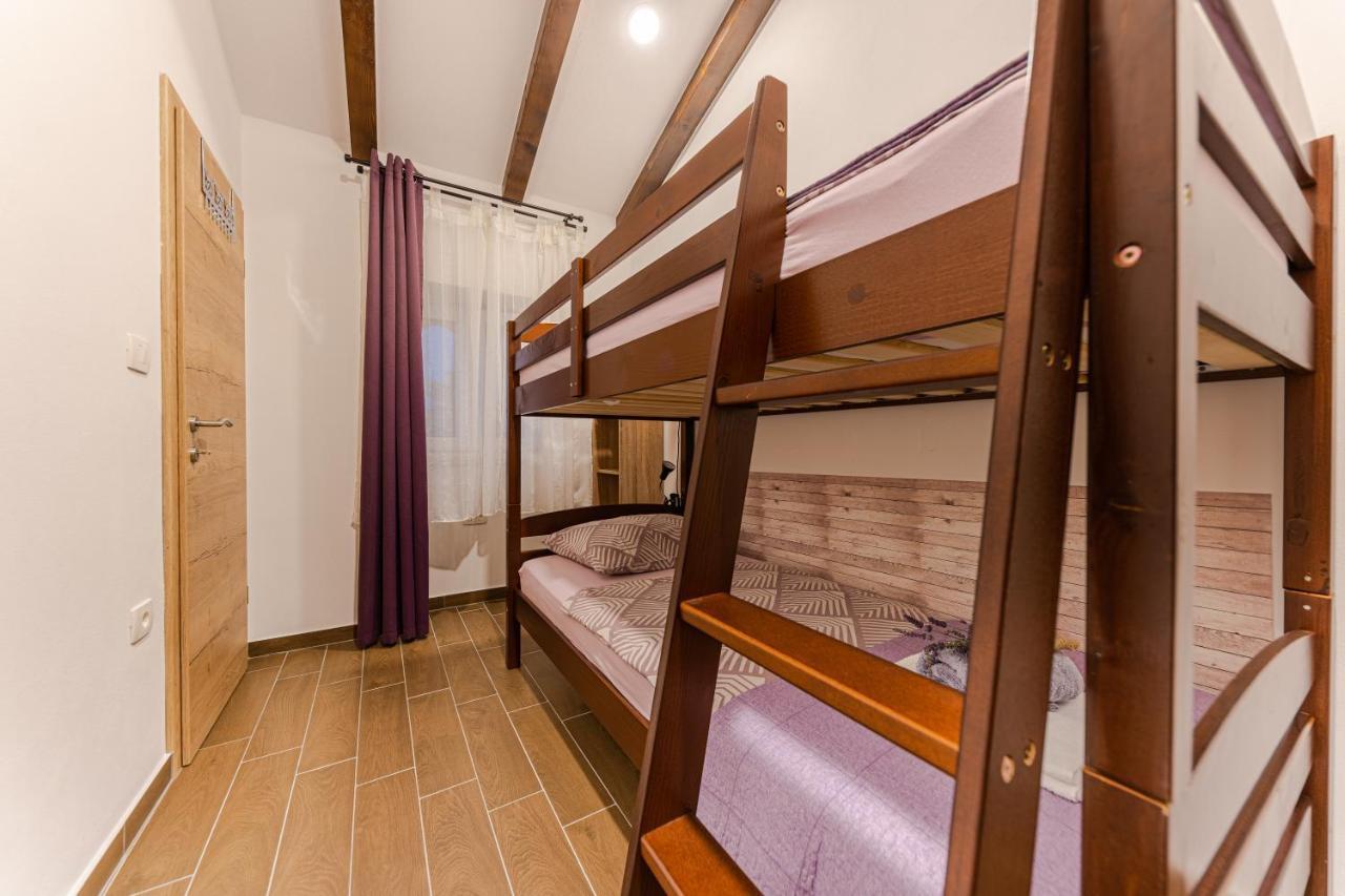 Apartments Gea Lucija Esterno foto